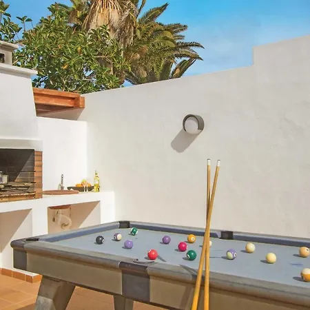 Puerto Del Carmen Sleeps 6 Air Con Wifi Puerto del Carmen (Lanzarote)