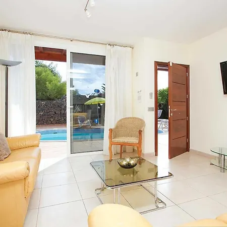 Puerto Del Carmen Sleeps 6 Air Con Wifi Vila *